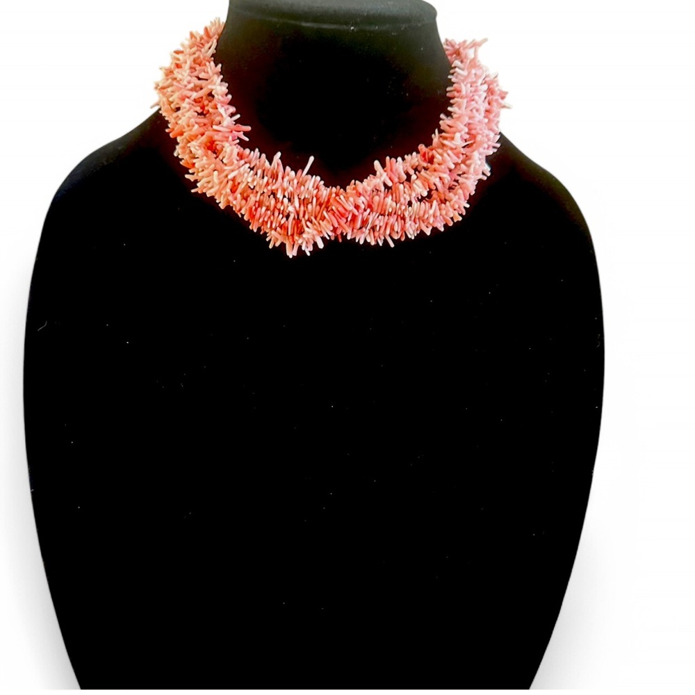 Vintage Coral Neckless